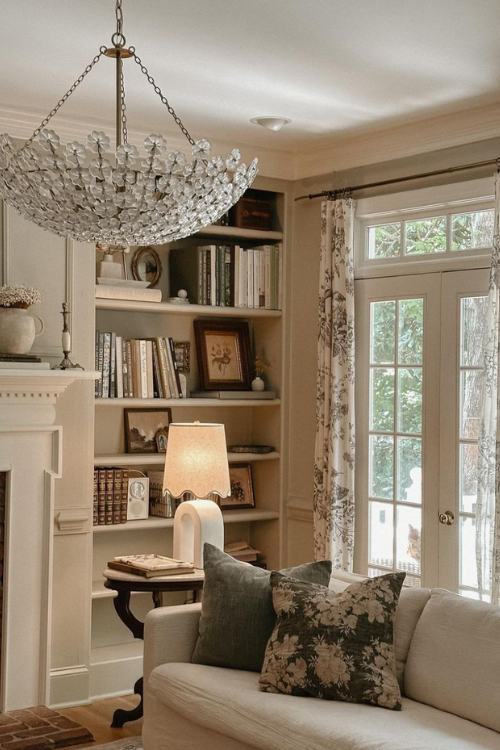 23 Stunning Old Money Aesthetic Home Decor Ideas To Copy Right Now