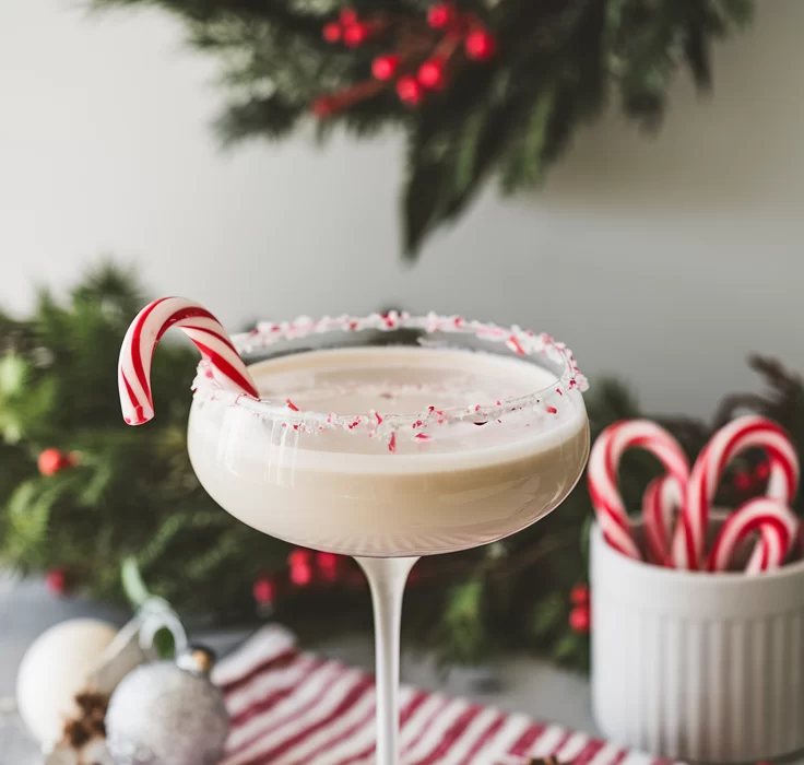 15 Cozy and Festive Winter Cocktails